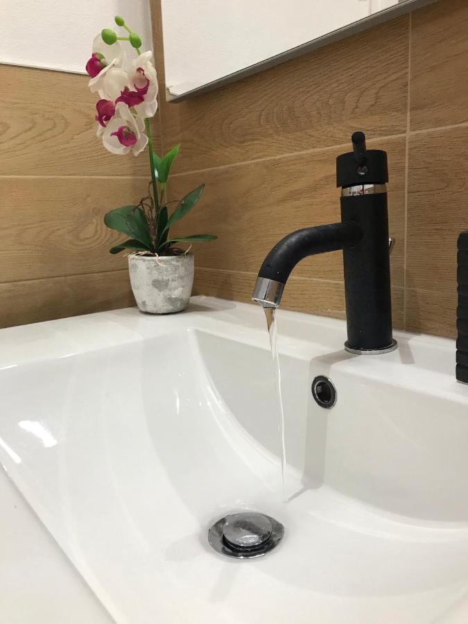 Casa Sorrisiesogni Apartment Каляри Екстериор снимка